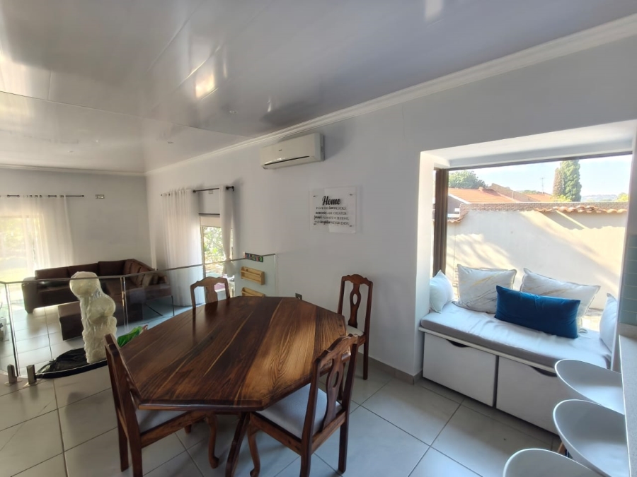3 Bedroom Property for Sale in Safari Gardens North West